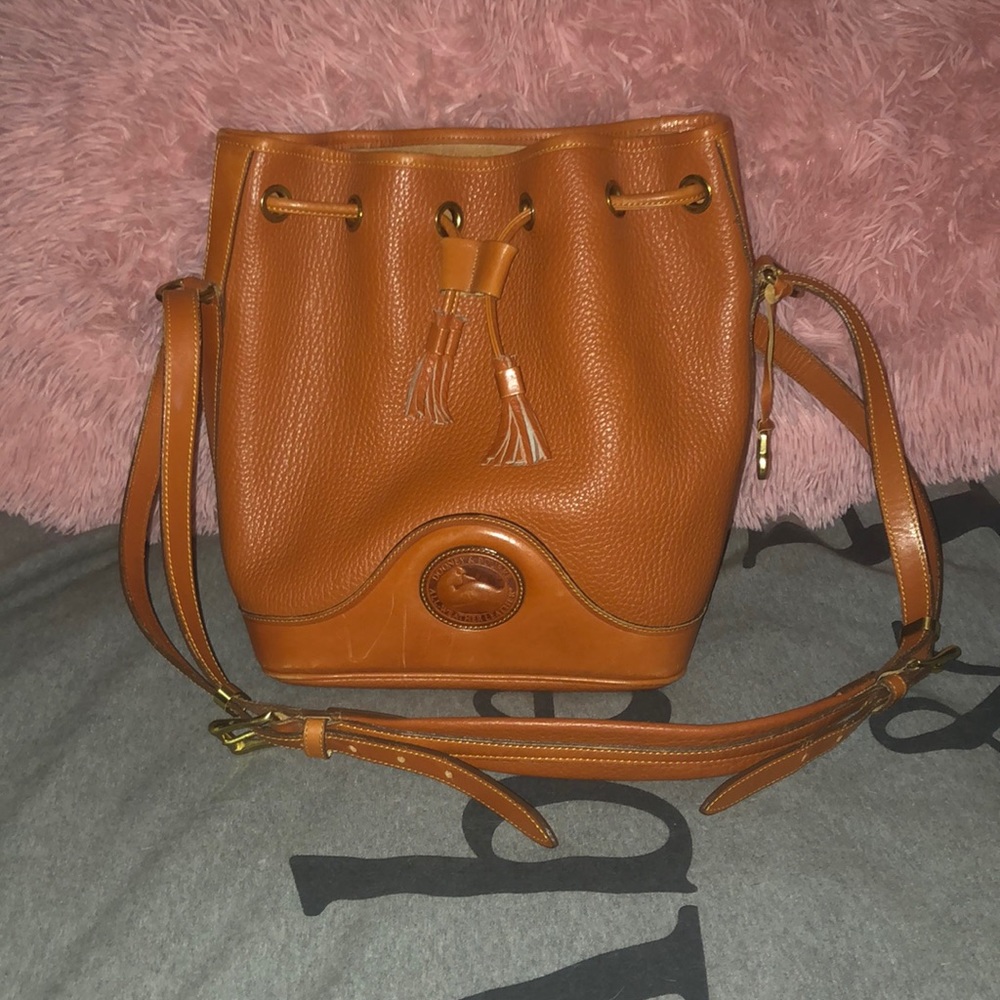 Vintage Dooney & Bourke all weather leather bag